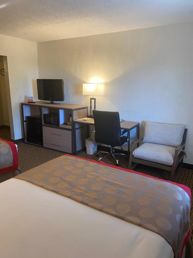 Ramada By Wyndham West Atlantic City Egg Harbor Township Exterior foto